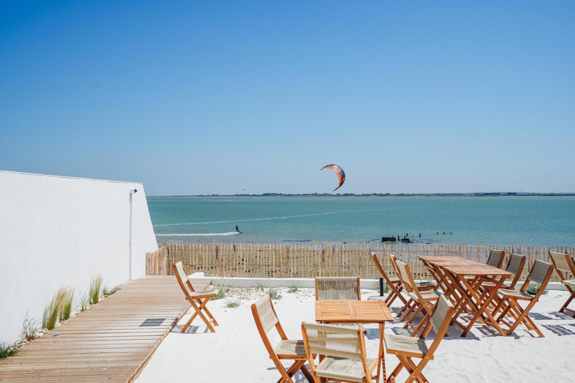 Hotel Le Noirmoutier バルバトル エクステリア 写真